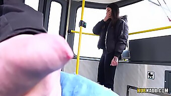 Stacy Sommers Jest Świadkiem Mojego Solowego Występu W Tramwaju